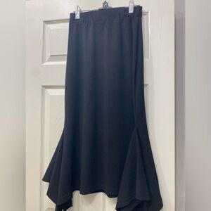 Black Maxi midi dressy Flared Hem Skirt. Great condition